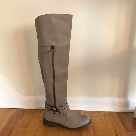 Tall Riding Boots - Picture 3 of 7